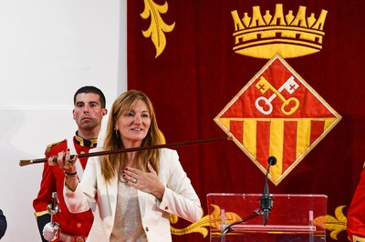 L'alcaldessa, just després de ser investida (foto: Ajuntament de Rubí - Localpres).