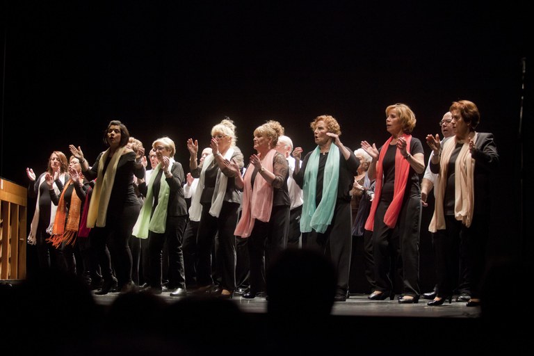 Actuació del grup de gospel (foto: Localpres)