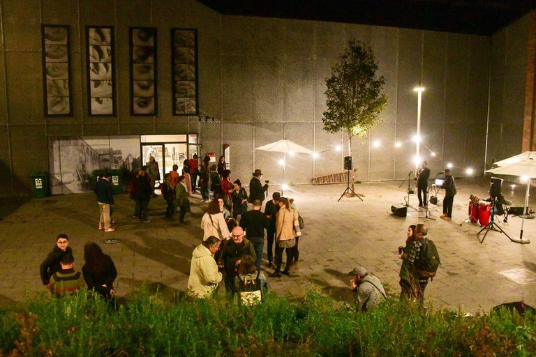 Ambient durant el concert de Los tres chamacos (foto: Ajuntament de Rubí - Localpres)