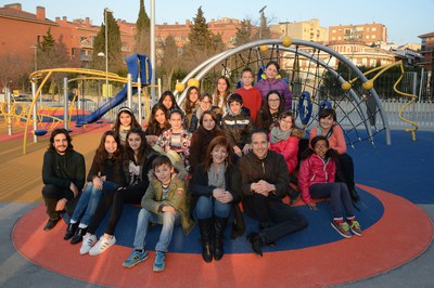 Els membres del Consell dels Infants han visitat el parc acompanyats de la regidora Marta Garcia i de tècnics municipals (foto: Localpres)