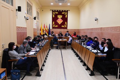 La sessió plenària s’ha celebrat de nou en format presencial a la Sala de Plens (foto: Ajuntament de Rubí – Localpres).