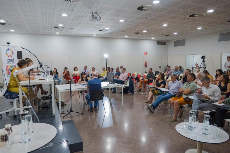 Ple extraordinari per debatre sobre l'estat de la ciutat (foto: Ajuntament de Rubí – Localpres)