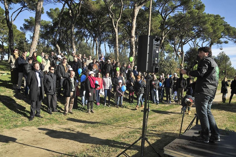Treballadors i familiars s'han donat cita a Ca n'Oriol (foto: Localpres)