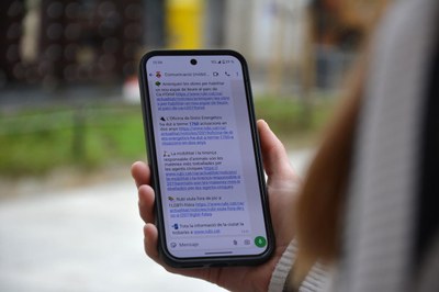 La subscripció al servei de WhatsApp de Rubí permet rebre informació sobre la ciutat directe al dispositiu mòbil (foto: Ajuntament de Rubí).
