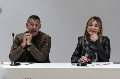 Ana María Martínez Martínez i Miguel Ángel Romero Alcalde, durant la roda de premsa (foto: Ajuntament de Rubí – Localpres).