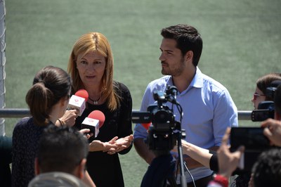 L'alcaldessa, Ana María Martínez, i el portaveu de CDC, Víctor Puig, han presentat conjuntament aquestes ajudes (foto: Localpres)