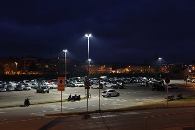 Els nous projectors de l’aparcament de l’Escardívol són més eficients (foto: Ajuntament de Rubí).