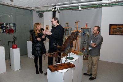 Martínez, Borràs i Casadevall, durant la inauguració de l’exposició (foto: Ajuntament de Rubí – Localpres).