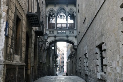 El carrer del Bisbe és un dels escenaris de la novel·la (foto: Wikimedia Commons).