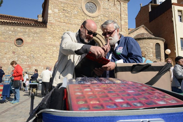 Col·leccionistes de plaques de cava (foto: Localpres)
