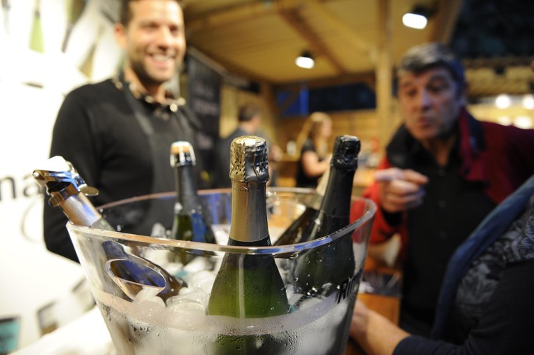 Deu cellers han participat a la fira (foto: Localpres)