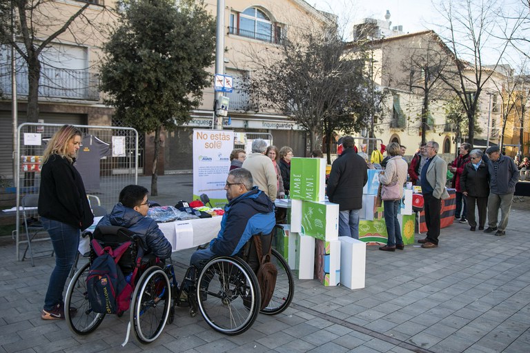 La plaça s'ha omplert d'activitats (foto: Ajuntament - Lali Puig)
