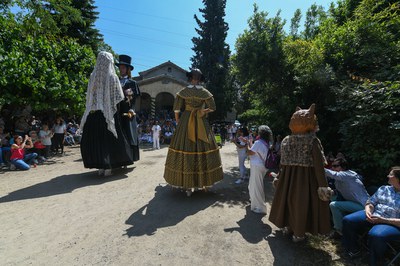 Els gegants i gegantons han ballat a l'esplanada de l'ermita de Sant Muç (foto: Ajuntament - Localpres)