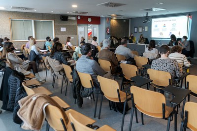 La reunió de la Taula de la Diversitat Funcional ha tingut lloc a l’edifici Rubí Forma (foto: Ajuntament de Rubí – Localpres).