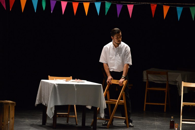 La companyia Tiamat Teatre ha representat l'espectacle 'Cuatro canciones de amor y una habanera desesperada' (foto: Localpres)