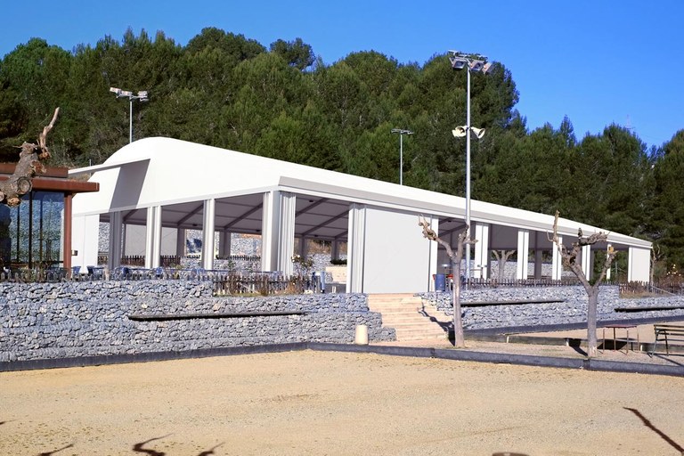 Imatge virtual del cobriment de les pistes de petanca de Cova Solera