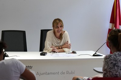L'alcaldessa, durant la presentació dels projectes que opten als fons Next Generation (foto: Ajuntament de Rubí - Localpres).