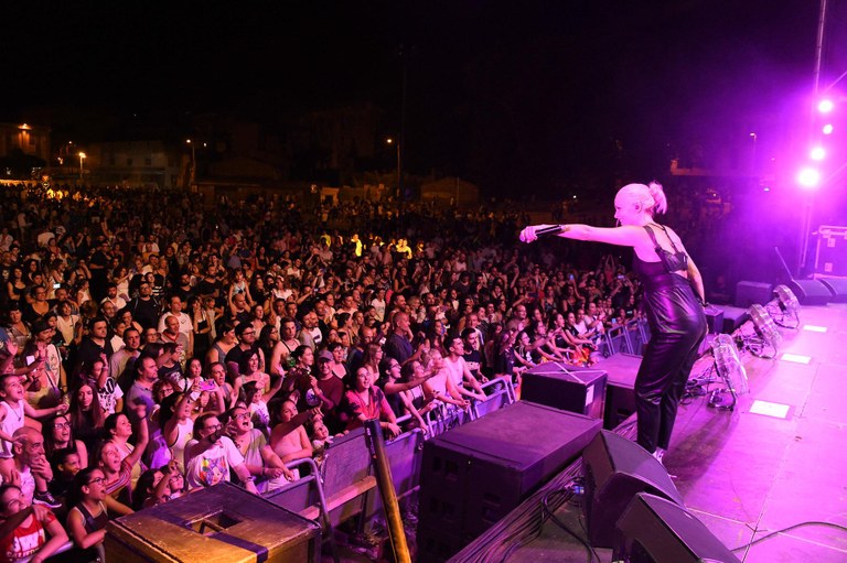 Concert Sweet California (RRandom)