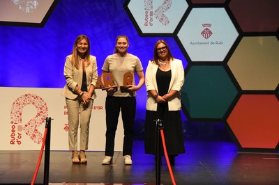 Elena Ruiz Barril, or a l’Europeu i plata a la lliga Mundial de waterpolo, premi a la esportista catalana amb més projecció..