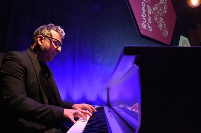 El pianista David Moreno va encetar la nit.