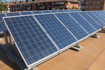 Con la nueva ordenanza se quiere regular la promoción de instalaciones solares fotovoltaicas (foto: Ayuntamiento de Rubí - Localpres).