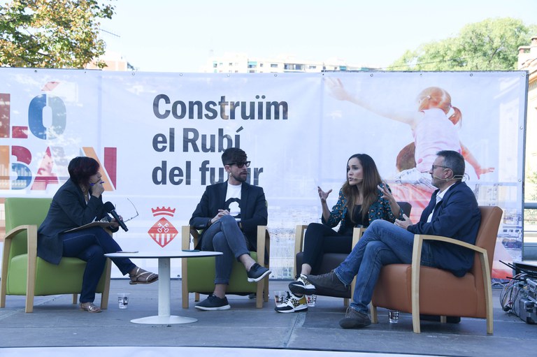 Mesa de reflexión sobre Agenda Urbana (foto:  Ajuntament de Rubí - Localpres)