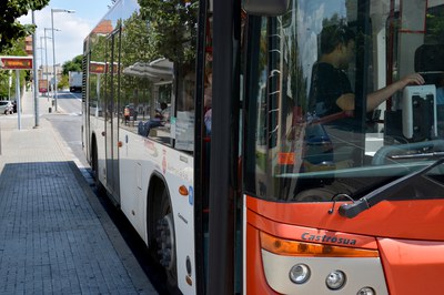 Los títulos del autobús urbano bonificados caducarán el 31 de enero de 2023 (foto: Ayuntamiento de Rubí).