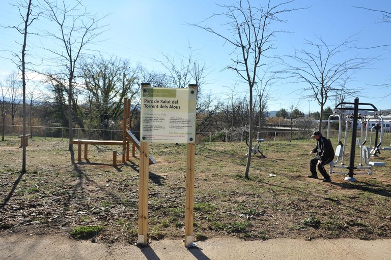 El nuevo parque de salud está ubicado cerca del torrente de los Alous, una zona donde la ciudadanía va a realizar deporte (foto: Localpres)