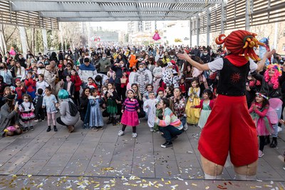 Baile infantil (foto: Ayuntamiento de Rubí - Localpres)