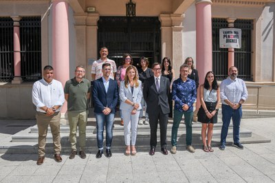 Salvador Illa Roca con el equipo de gobierno local (foto: Ayuntamiento de Rubí - Localpres).