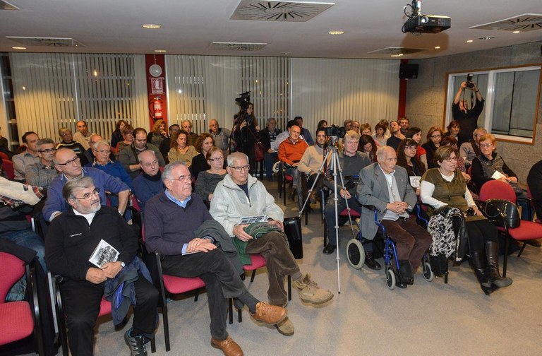 Asistentes al acto de presentación del 50 aniversario (foto: Localpres)