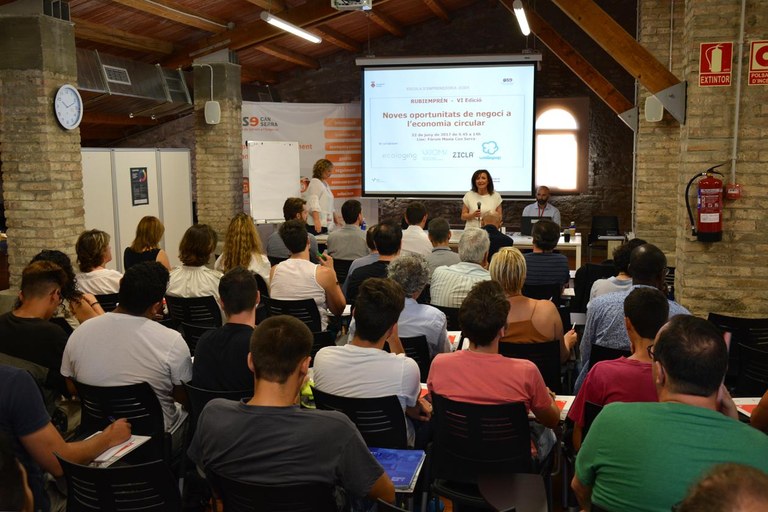 Olga González, durante la presentación de la jornada