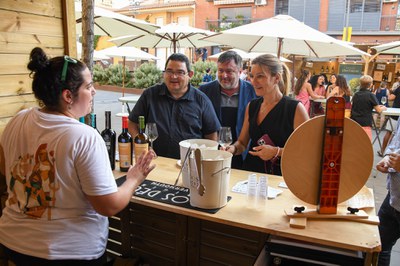 La Feria del Vino Joven ha servido más de 11.000 copas de vino joven (foto:Ayuntamiento de Rubí - Localpres).