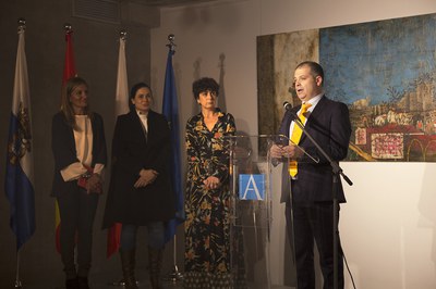 Inauguración de la exposición de Anna Tamayo (foto cedida)