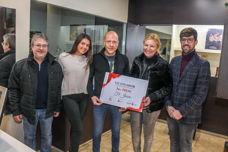 El tercer premio ha sido para F&L Joiers (foto: Ayuntamiento de Rubí - Localpres)