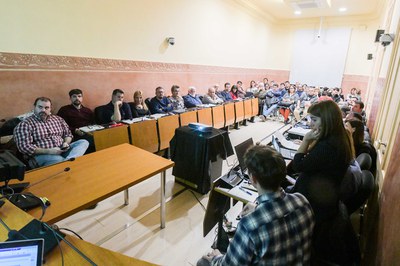 Representantes políticos, técnicos y vecinales se han dado cita en el Ayuntamiento (foto: Ayuntamiento de Rubí - Localpres).
