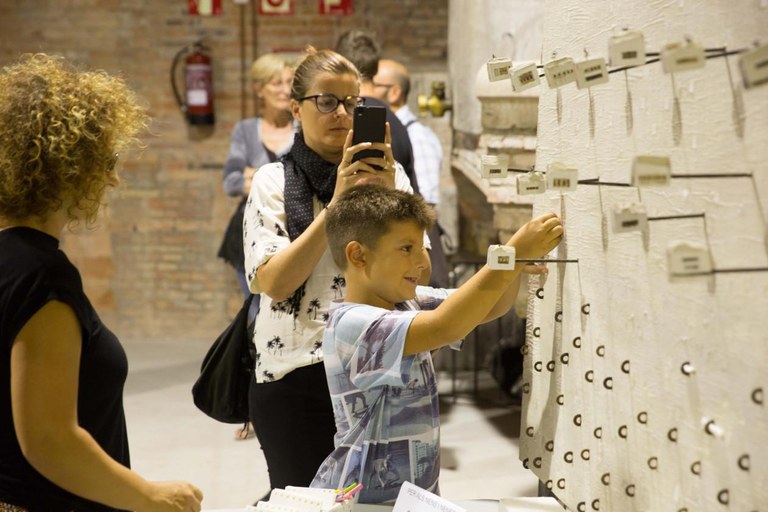 Algunas obras piden interactuar con el público (foto: Localpres)