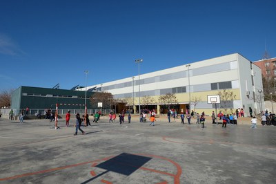 Escuela 25 de Setembre (foto: Localpres).