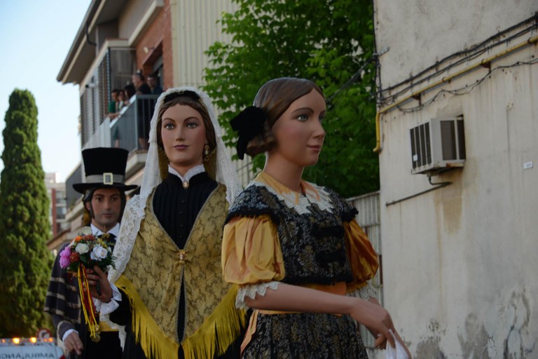 Los Gegants en el cortejo (foto: Localpres)