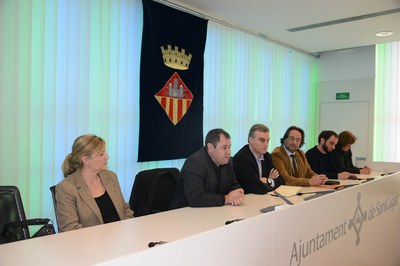Manuel Velasco, interviniendo durante la reunión entre la PAH y Catalunya Caixa (foto: Localpres)