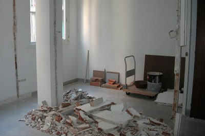 La redistribución interior de una vivienda o local es una de las obras que a partir de ahora requerirán comunicación previa.