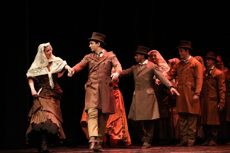 También se han interpretado otras danzas tradicionales y de nueva creación (foto: Ayuntamiento ─ Lali Puig)