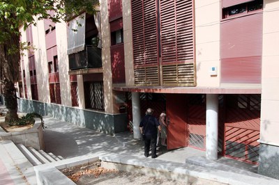 Las viviendas están en la plaza Miguel Hernández (foto: Localpres)
