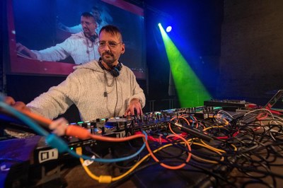 DJ Setaquehabla (foto: Ayuntamiento de Rubí - Localpres)