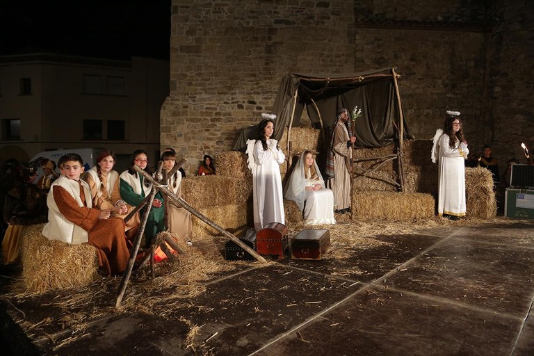 La cabalgata ha acabado con la adoración al niño Jesús (foto: Localpres)