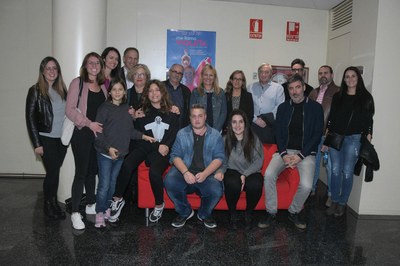 Las autoridades locales, con el equipo de la película (foto: Ayuntamiento - Localpres).