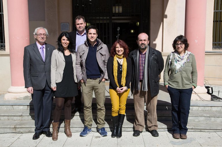 Este año, el texto lo han escrito los seis grupos municipales (foto: Localpres)