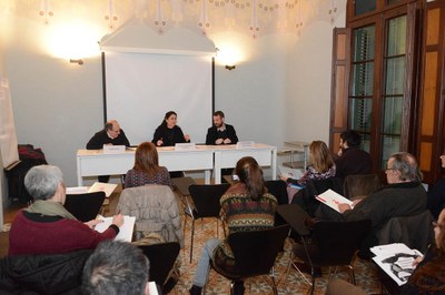 Una quincena de personas han participado en la primera jornada del seminario (foto: Localpres).