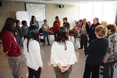 Niños y personas mayores han compartido dinámicas (foto: Localpres).