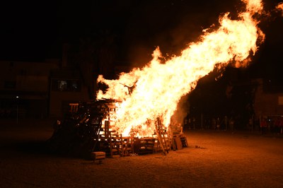 El fuego es parte central de la fiesta de San Juan (Ayuntamiento de Rubí Localpres).
